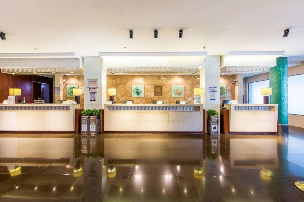 Liuhua Hotel Гуанджоу Екстериор снимка