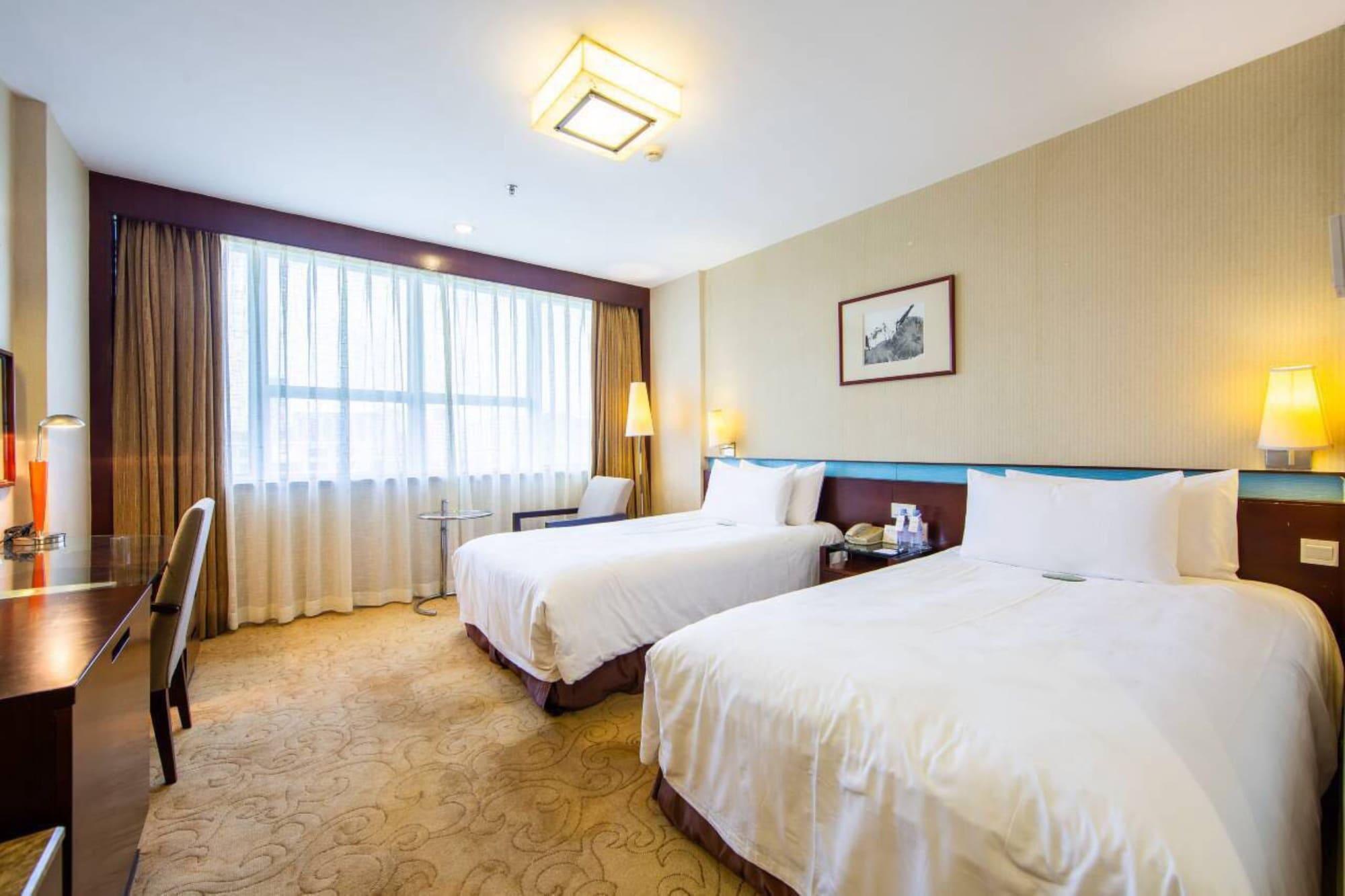 Liuhua Hotel Гуанджоу Екстериор снимка