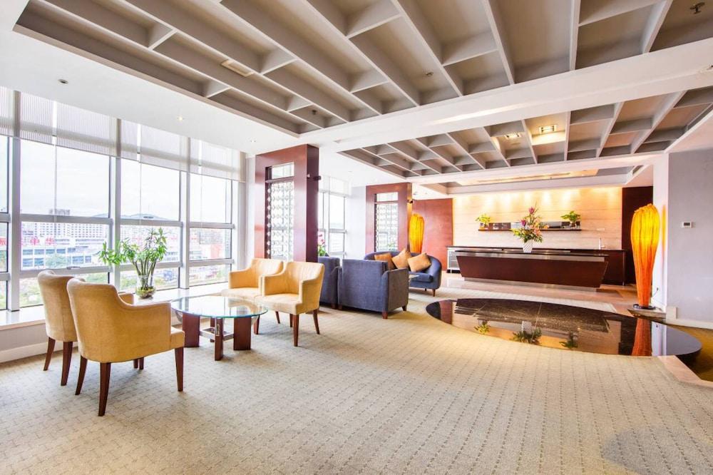 Liuhua Hotel Гуанджоу Екстериор снимка
