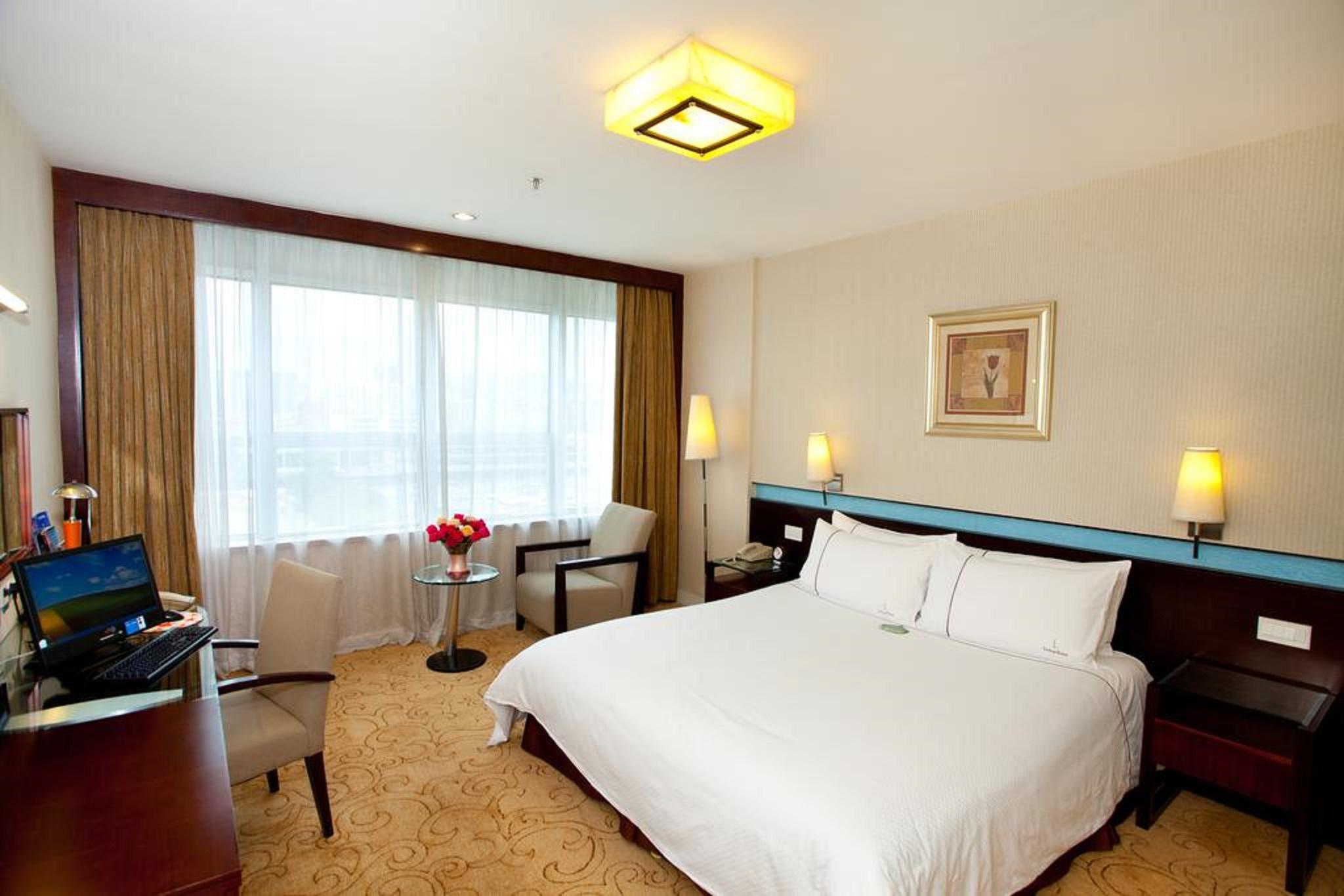 Liuhua Hotel Гуанджоу Екстериор снимка